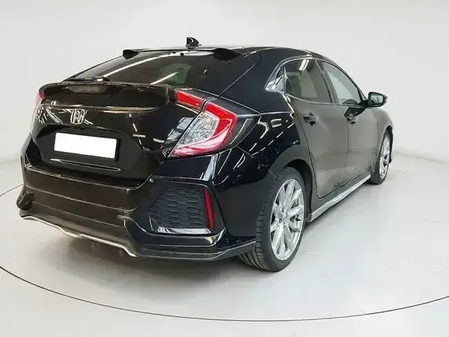 Usado Honda Civic Elegance 120 CV (88 kW) 2020 Negro Berlina