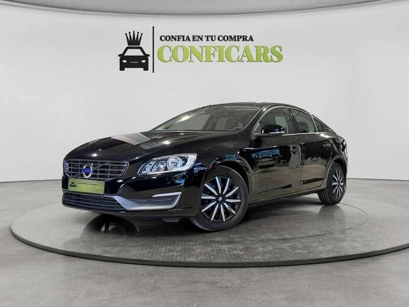Usado Volvo S60 Momentum 114 CV (83 kW) 2014 Negro Berlina