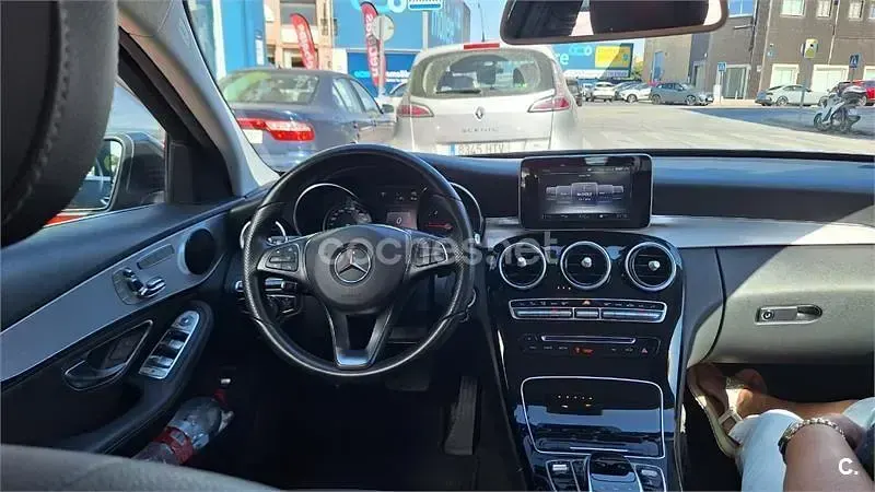 Usado Mercedes C220 AMG 170 CV (125 kW) 2015 Gris / plata Berlina