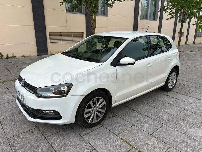 Usado VW Polo 75 CV (55 kW) 2015 Blanco Berlina