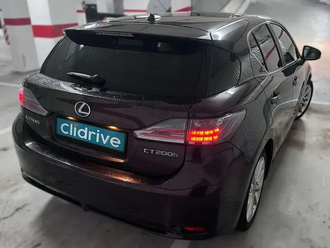 Usado Lexus CT200h 136 CV (100 kW) 2011 Beige Berlina