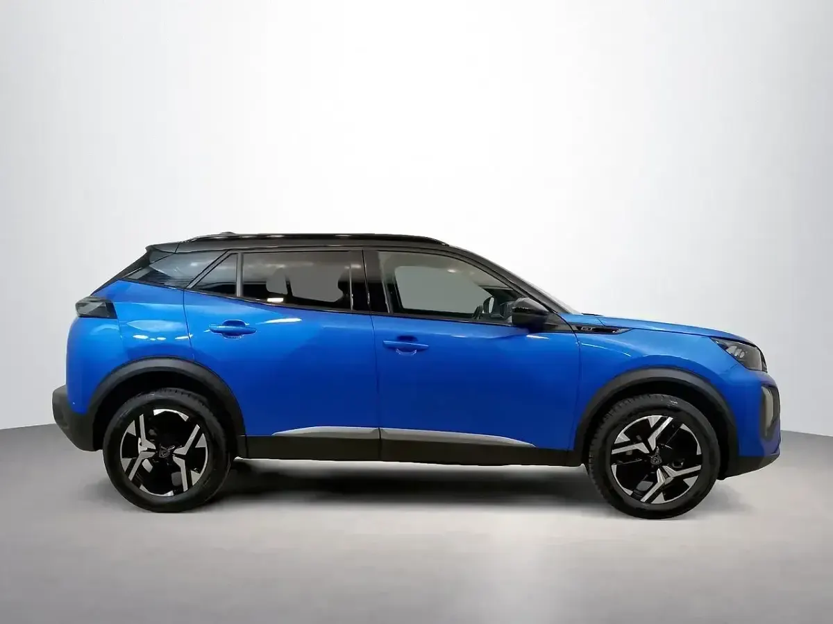 Usado Peugeot 2008 GT 131 CV (96 kW) 2024 Azul SUV