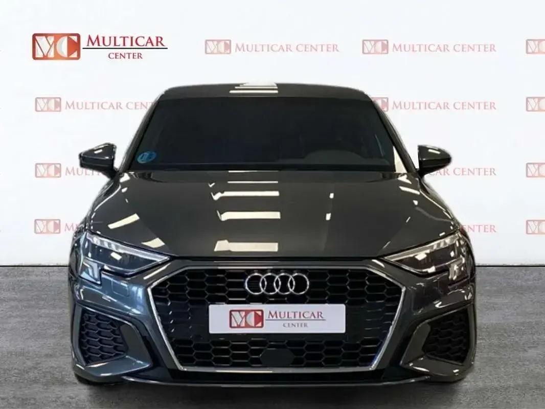 Usado Audi A3 150 CV (110 kW) 2024 Gris Berlina