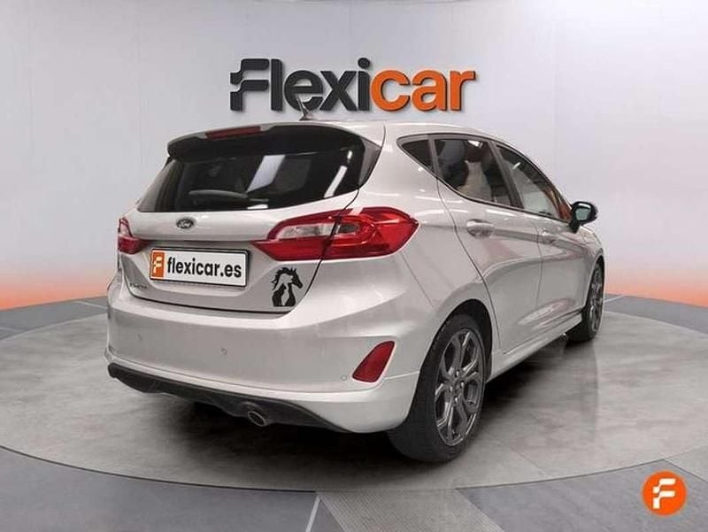 Usado Ford Fiesta ST-Line 95 CV (69 kW) 2021 Gris Utilitario