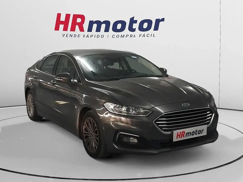 Gris Usado 2020 Ford Mondeo Titanium Berlina | 17.200 € (Precio justo) - Imagen 1/4