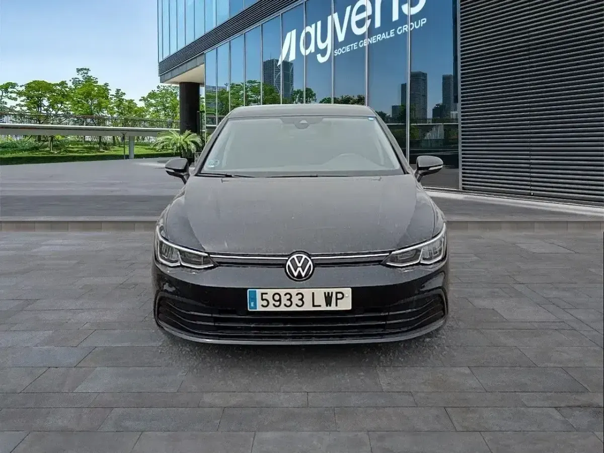 Usado VW Golf VIII Life 110 CV (80 kW) 2022 Negro