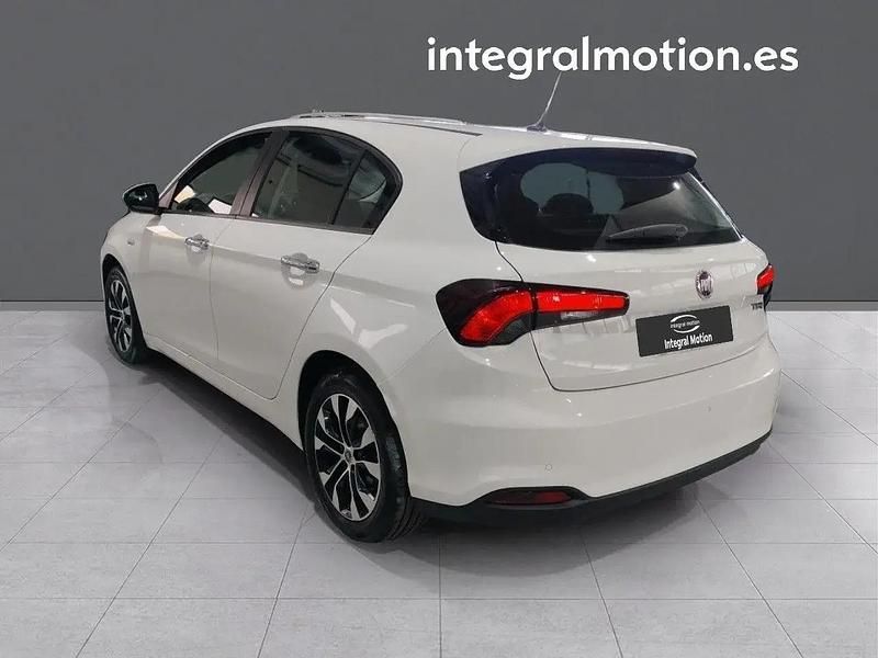 Usado Fiat Tipo Mirror 120 HP (88 kW) 2020 Branco