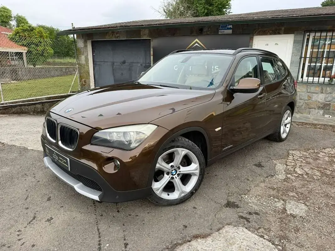 Usado BMW X1 177 CV (130 kW) 2010 Marrón SUV