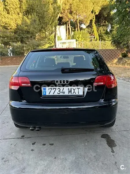 Usado Audi A3 Sportback Ambition 105 CV (77 kW) 2006 Negro Utilitario