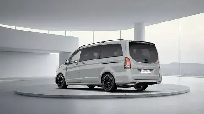 Nuevo Mercedes V300 Avantgarde 236 CV (173 kW) 2025 Gris Monovolumen