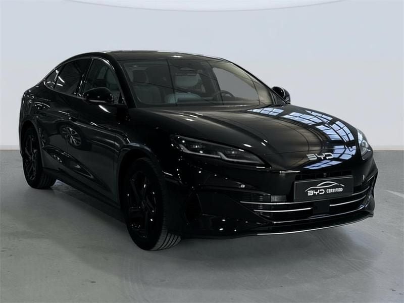 Nuevo BYD Seal Boost 184 CV (135 kW) 2025 Obsidian black Berlina