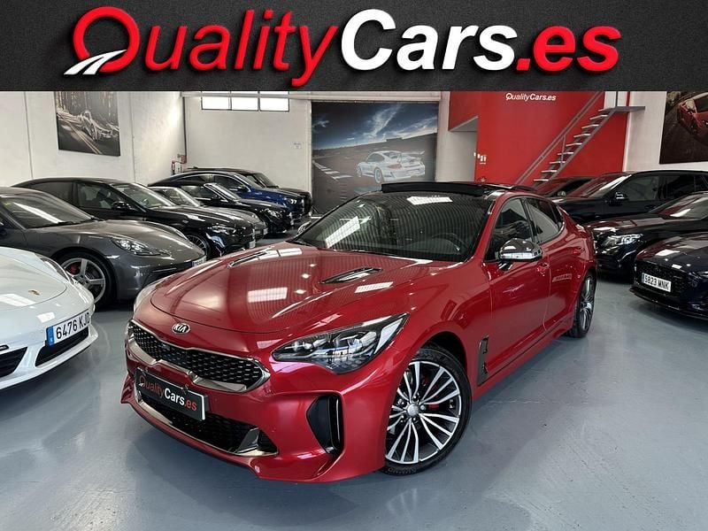 Rojo Usado 2018 Kia Stinger GT-Line Utilitario | 29.900 € (Un poco caro) - Imagen 1/4
