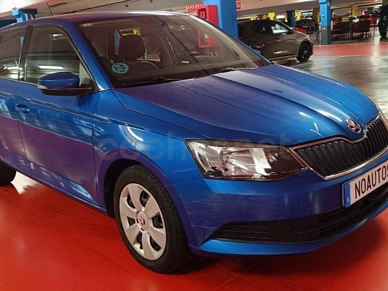 Azul Usado 2015 Skoda Fabia Active Berlina | 6490 € (Precio justo) - Imagen 1/4