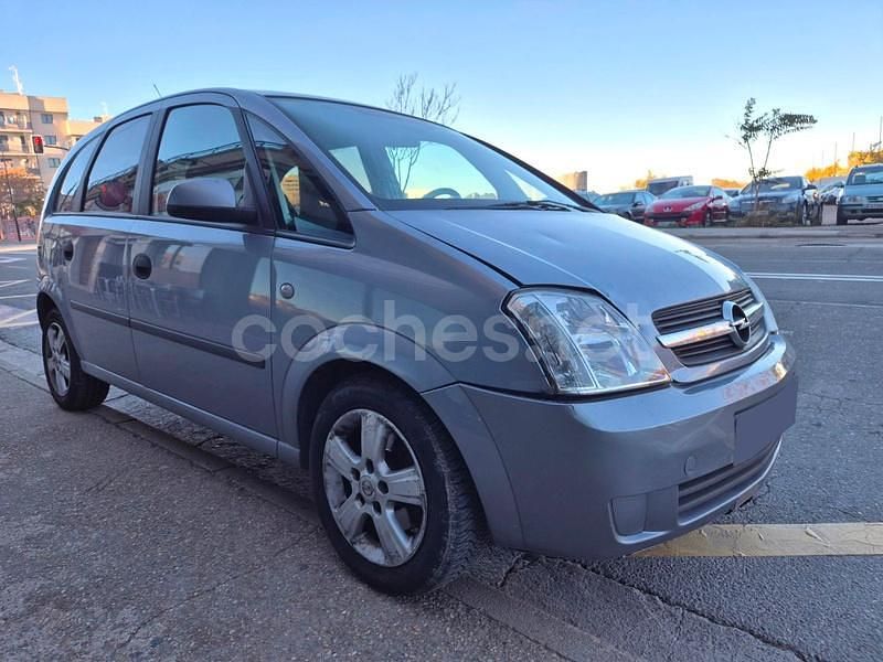 Azul Usado 2005 Opel Meriva Cosmo Monovolumen | 2999 € (Precio justo) - Imagen 1/4