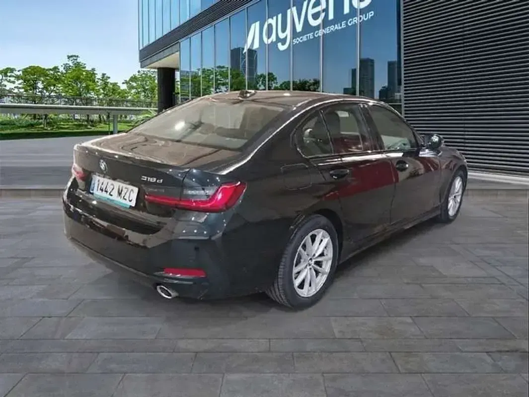Usado BMW 318 150 CV (110 kW) 2025 Negro Berlina