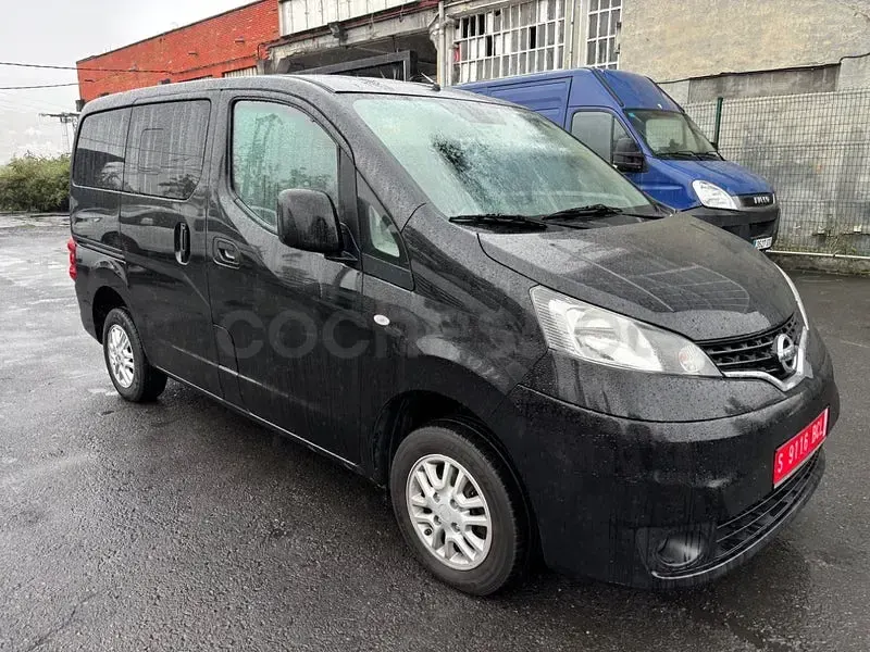 Usado Nissan Evalia 110 CV (80 kW) 2015 Negro Monovolumen