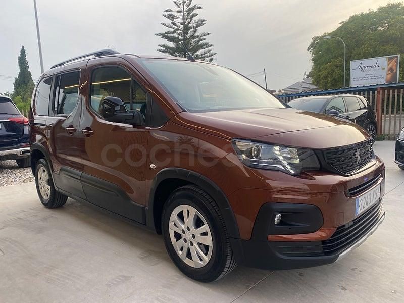 Usado Peugeot Rifter GT-line 130 CV (95 kW) 2019 Marrón Monovolumen