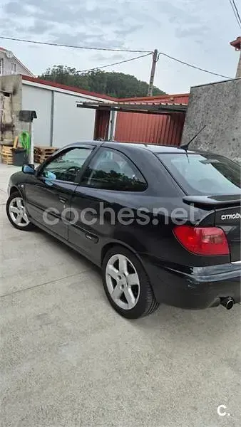 Usado Citroën Xsara 110 CV (80 kW) 2003 Negro Coupe