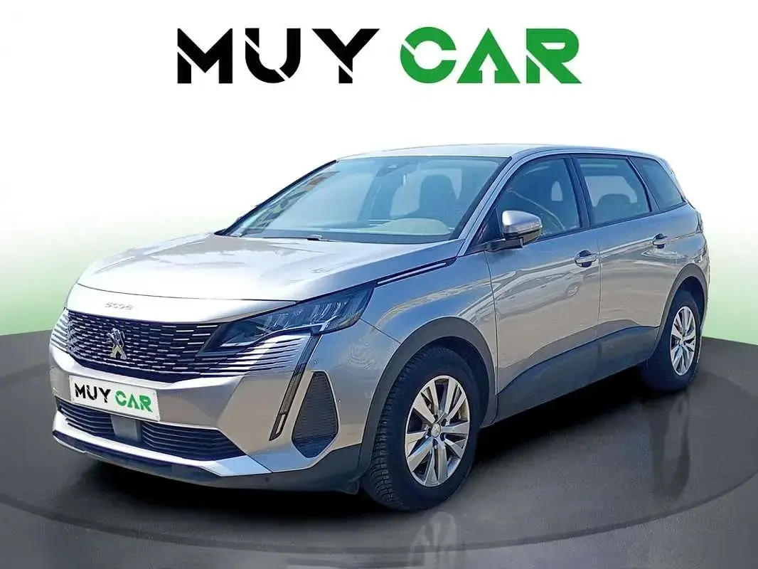 Usado Peugeot 5008 Active 131 CV (96 kW) 2021 Blanco SUV