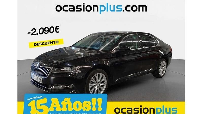 Negro Usado 2021 Skoda Superb Style Berlina | 20.900 € (Precio justo) - Imagen 1/4