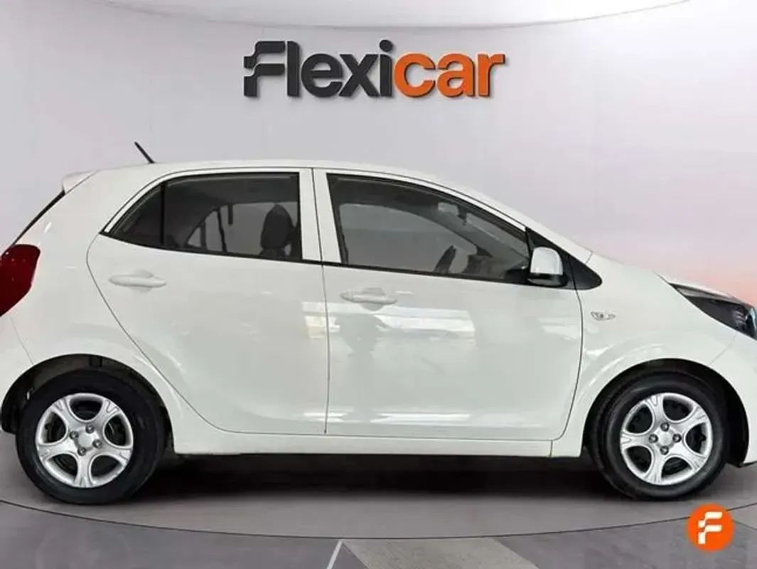 Usado Kia Picanto 67 CV (49 kW) 2022 Blanco Utilitario