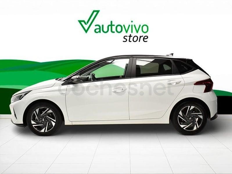 Usado Hyundai i20 100 CV (73 kW) 2023 Blanco Utilitario