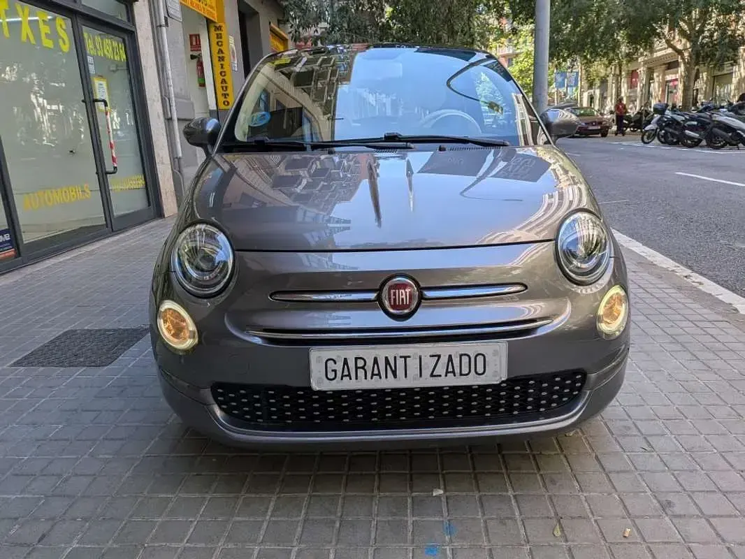 Usado Fiat 500 Launch Edition 69 CV (50 kW) 2020 Plateado Utilitario