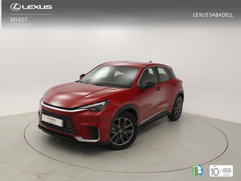 Rojo Nuevo 2025 Lexus LBX SUV | 35.825 € (Precio justo) - Imagen 1/4