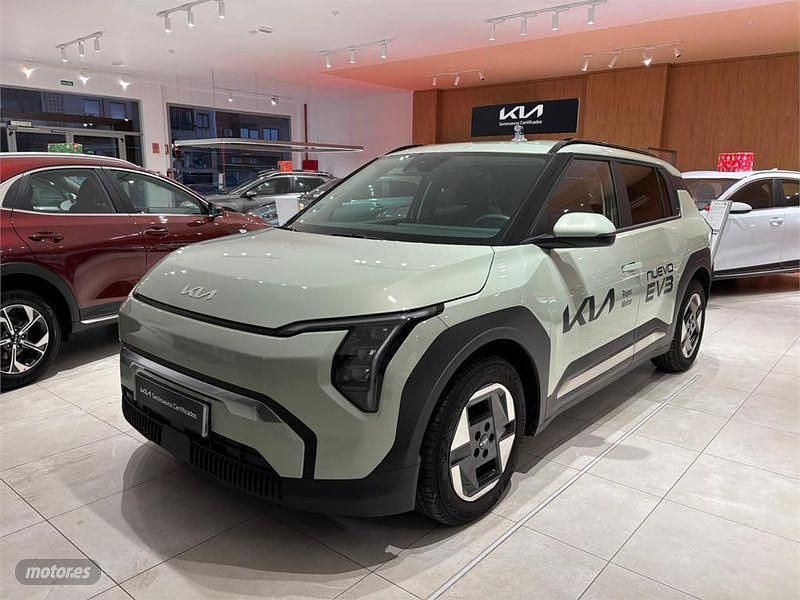 Usado 2024 Kia EV3 Earth SUV | 30.173 € (Precio justo) - Imagen 1/4