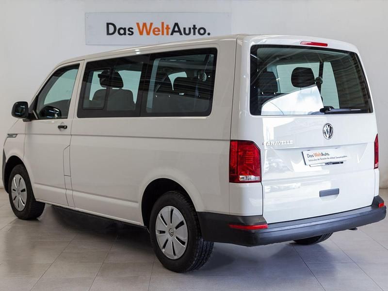 Usado VW Caravelle 110 CV (80 kW) 2022 Blanco Monovolumen