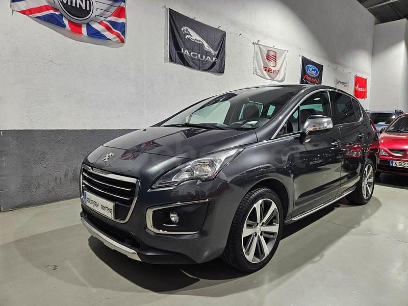 Usado Peugeot 3008 Allure 120 CV (88 kW) 2016 Gris / plata Berlina