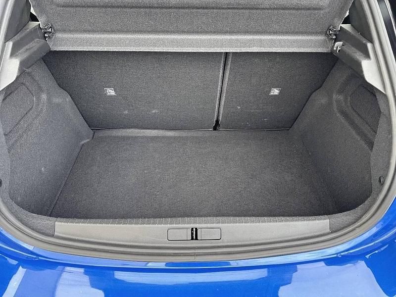 Usado Opel Corsa 101 CV (74 kW) 2025 Azul Utilitario