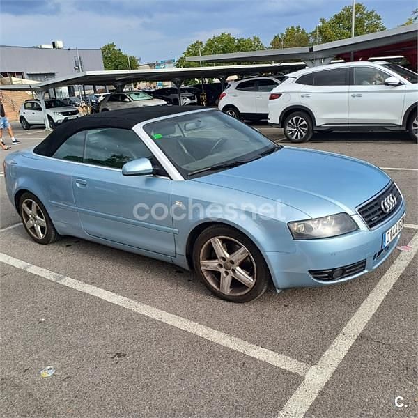 Usado Audi A4 Cabriolet 163 CV (119 kW) 2005 Azul Descapotable