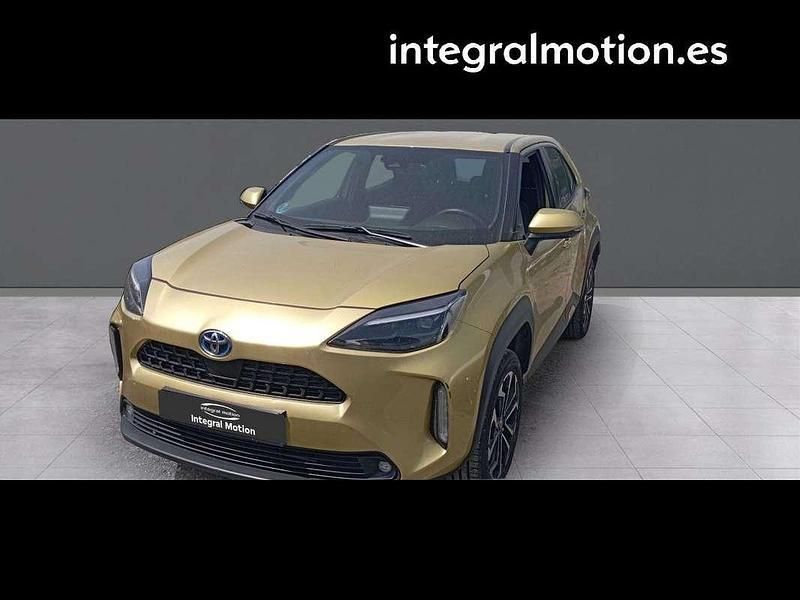 Amarillo Usado 2024 Toyota Yaris Cross Active SUV | 18.990 € (Super precio) - Imagen 1/4