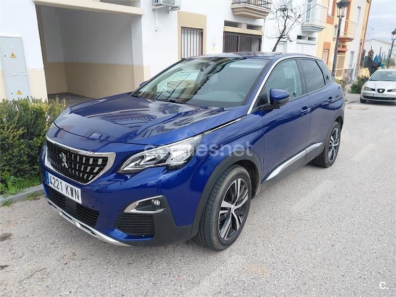 Usado Peugeot 3008 Allure 130 CV (95 kW) 2019 Azul SUV