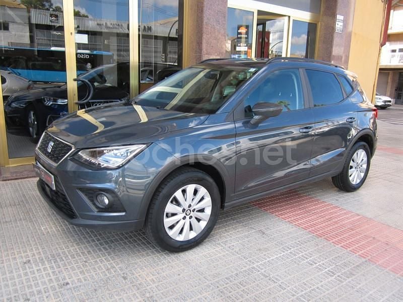 Gris / plata Usado 2019 Seat Arona Ecomotive SUV | 17.900 € (Un poco caro) - Imagen 1/4