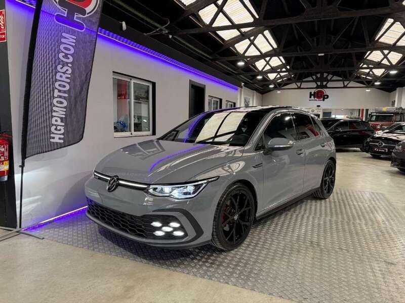 Gris Usado 2024 VW Golf VIII GTD Berlina | 39.880 € (Un poco caro) - Imagen 1/4