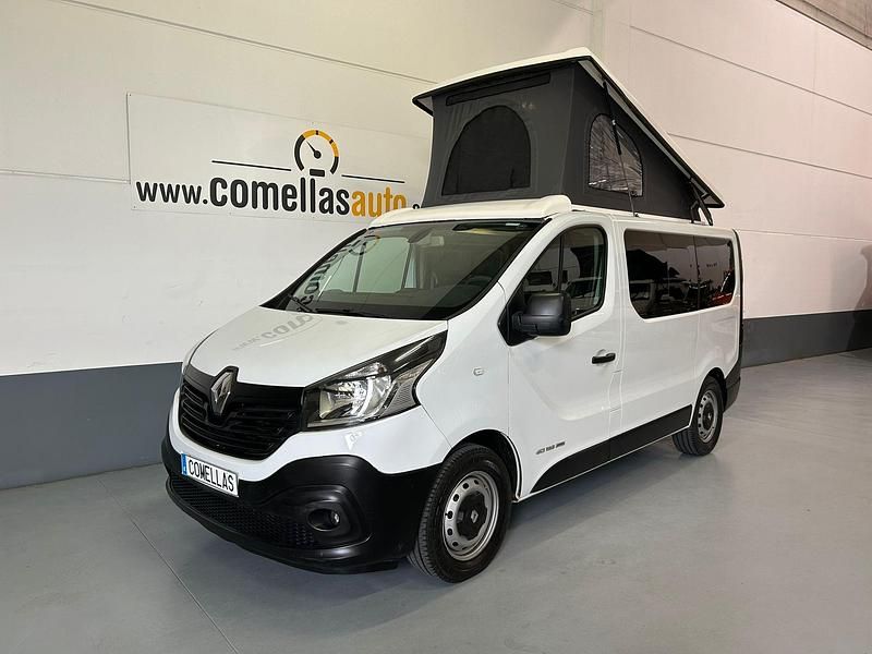 Usado Renault Trafic 125 CV (91 kW) 2017 Blanco Monovolumen