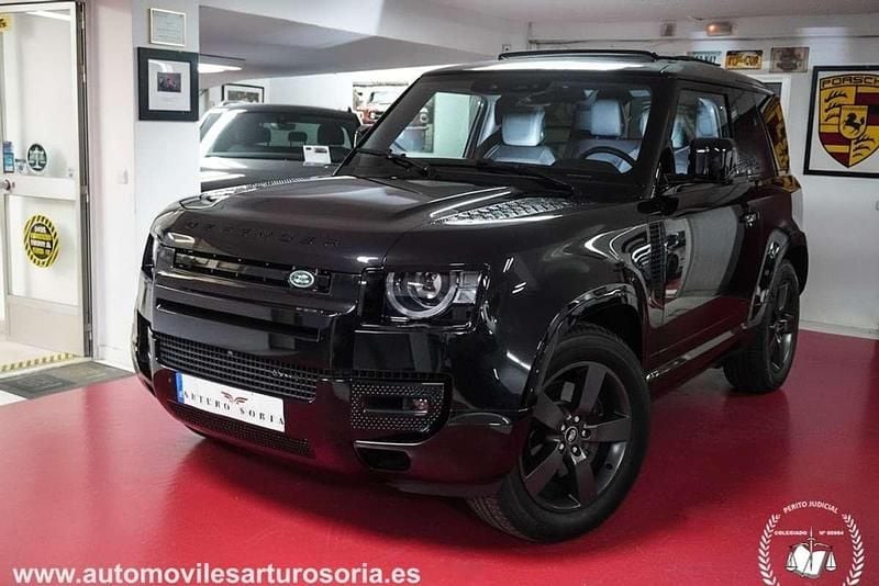 Negro Usado 2023 Land Rover Defender HSE Dynamic SUV | 86.500 € - Imagen 1/4