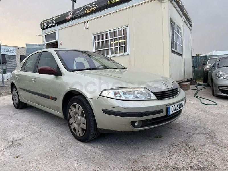 Gris / plata Usado 2002 Renault Laguna II Expression Berlina | 1799 € (Buen precio) - Imagen 1/4