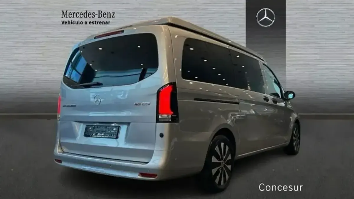 Nuevo Mercedes Vito 190 CV (139 kW) 2025 Gris Van