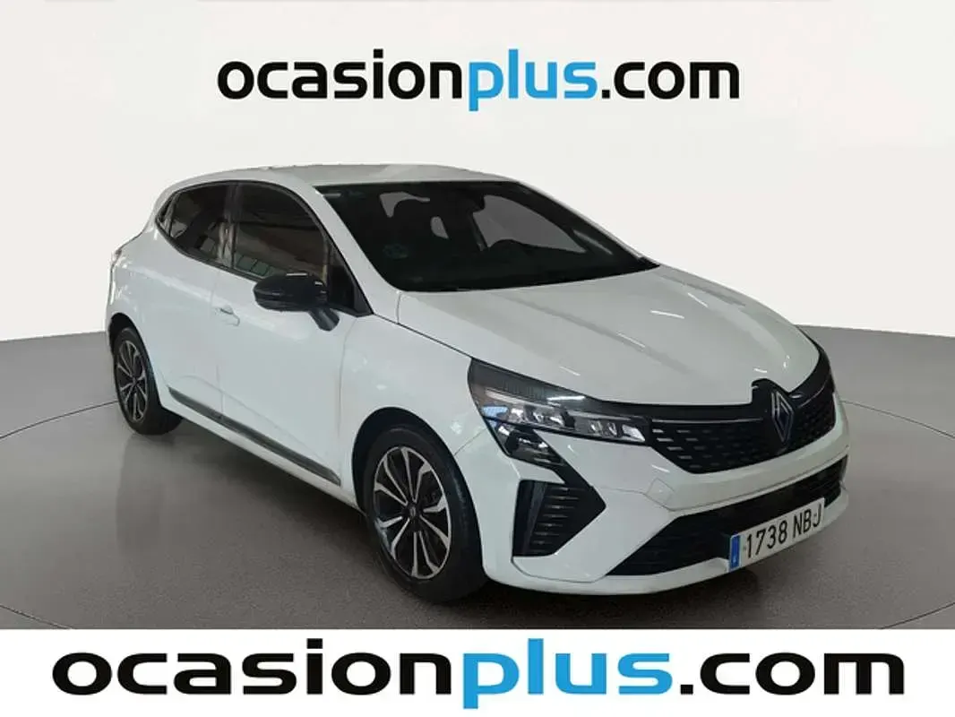 Usado Renault Clio Techno 91 CV (66 kW) 2025 Blanco Utilitario