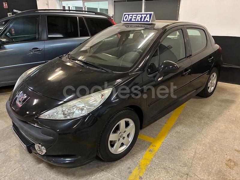 Negro Usado 2007 Peugeot 207 Berlina | 6400 € (Caro) - Imagen 1/4