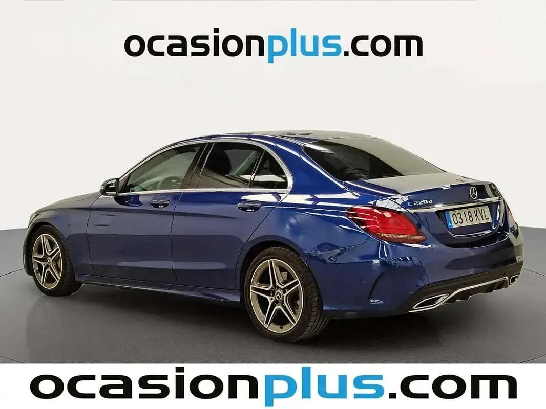 Usado Mercedes C220 AMG 194 CV (142 kW) 2019 Azul Berlina