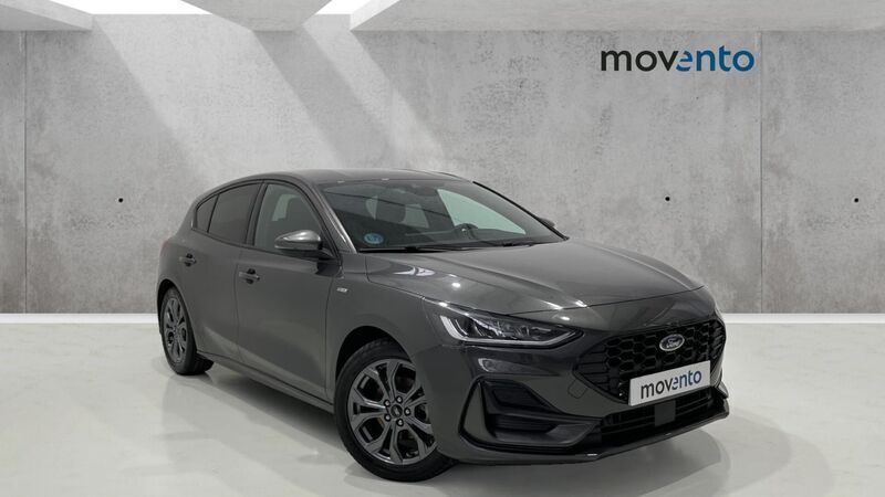 Gris Usado 2023 Ford Focus ST-Line Utilitario | 20.700 € (Un poco caro) - Imagen 1/4