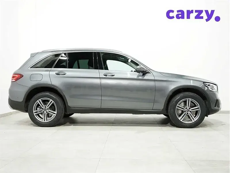 Usado Mercedes GLC300e 306 CV (225 kW) 2021 Gris / plata SUV
