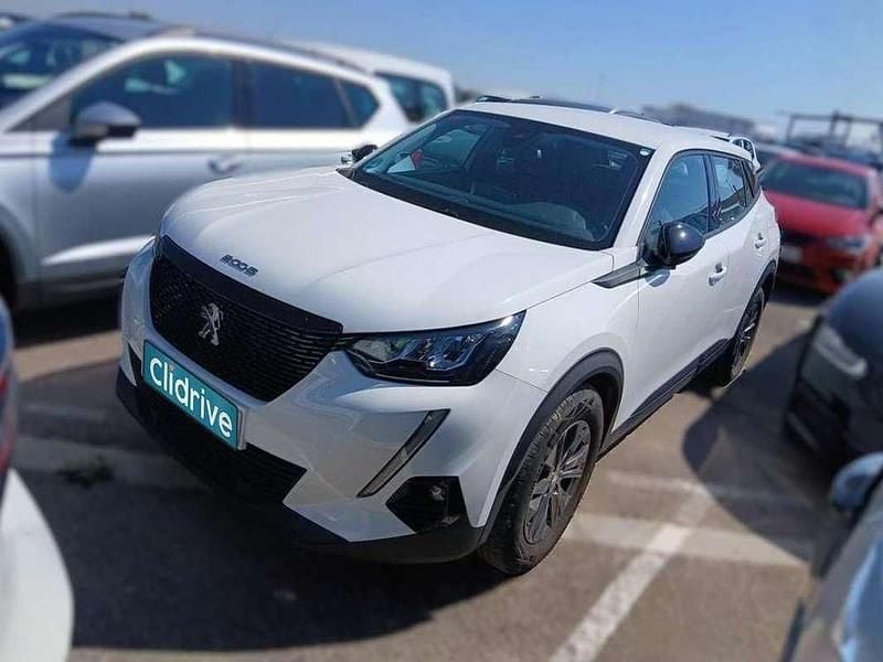 Usado Peugeot 2008 Active 110 CV (80 kW) 2021 Blanco SUV