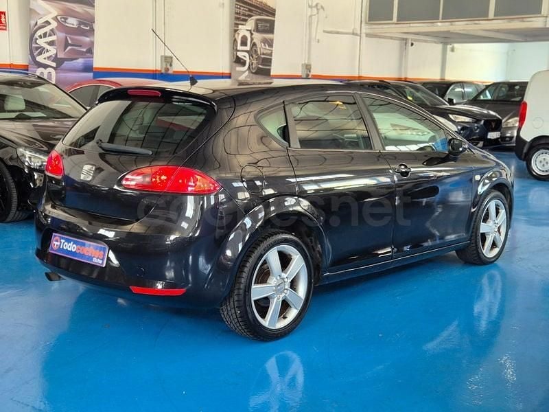 Brugt Seat Leon Sport 102 HK (75 kW) 2006 Sort Hatchback