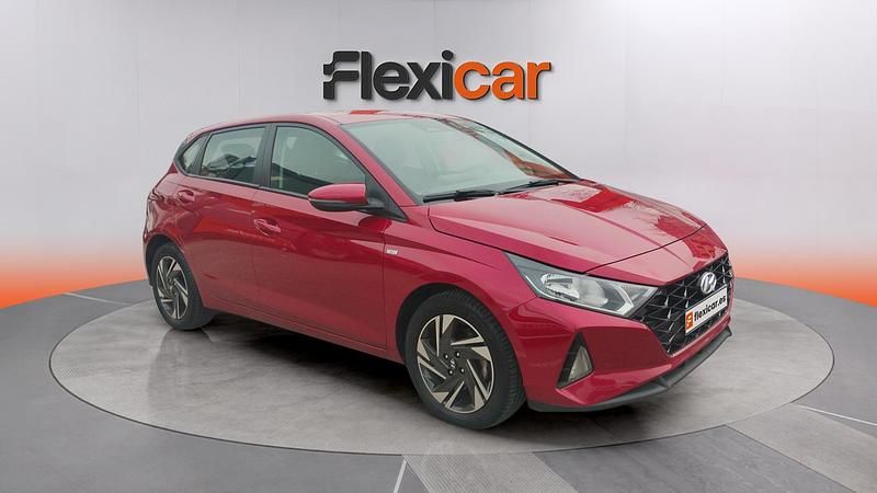 Usado Hyundai i20 101 CV (74 kW) 2020 Rojo Utilitario