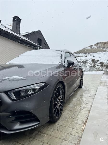 Usado Mercedes A200 150 CV (110 kW) 2021 Gris / plata Berlina